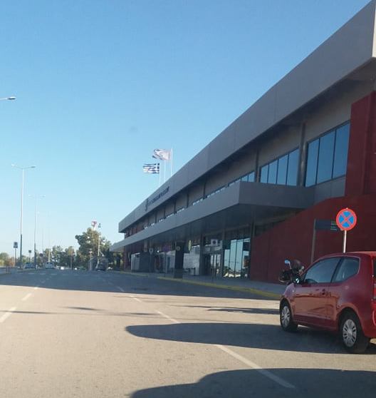 11 arrested at Zakynthos airport. - Zakynthos Informer